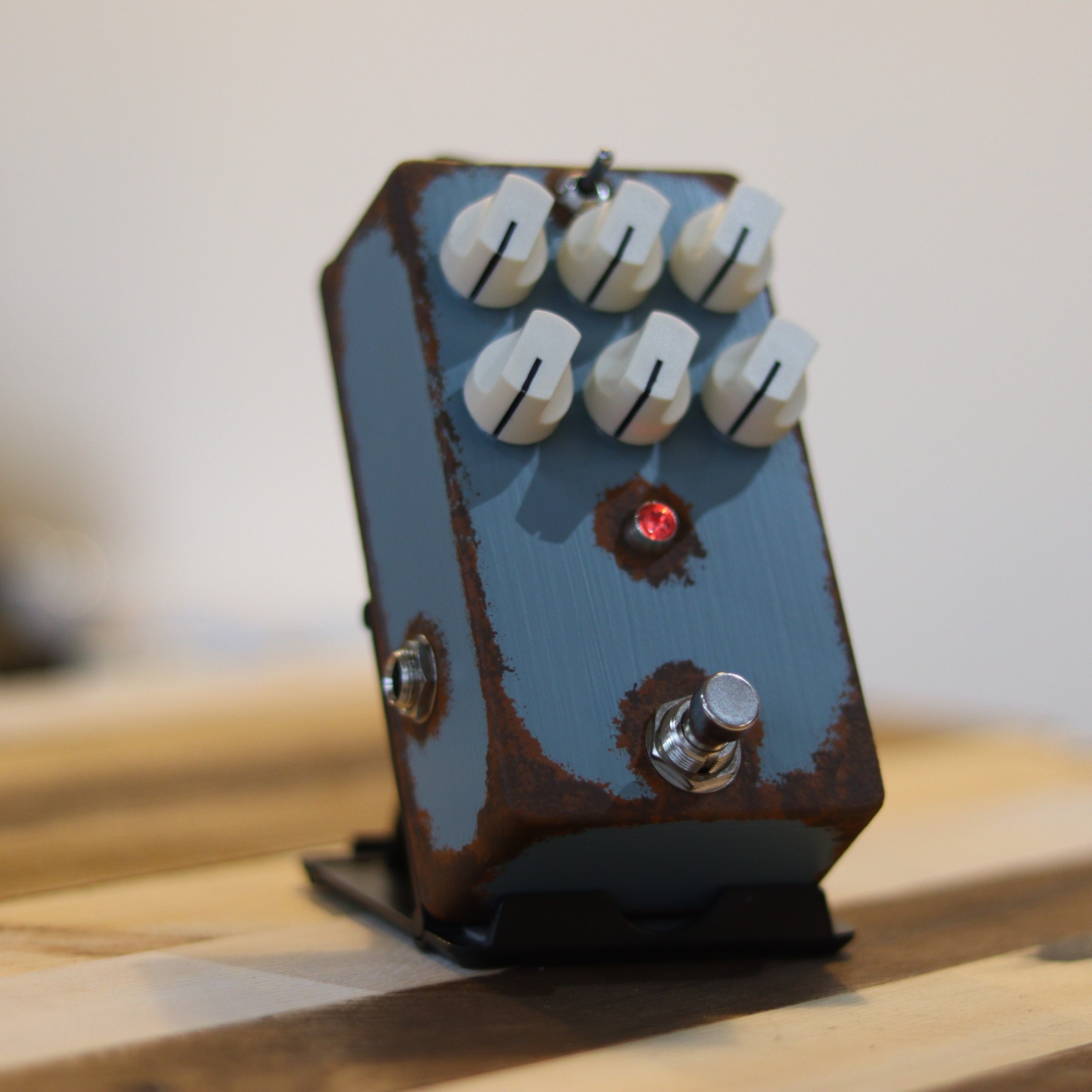 TSV C | Tommy's effects
