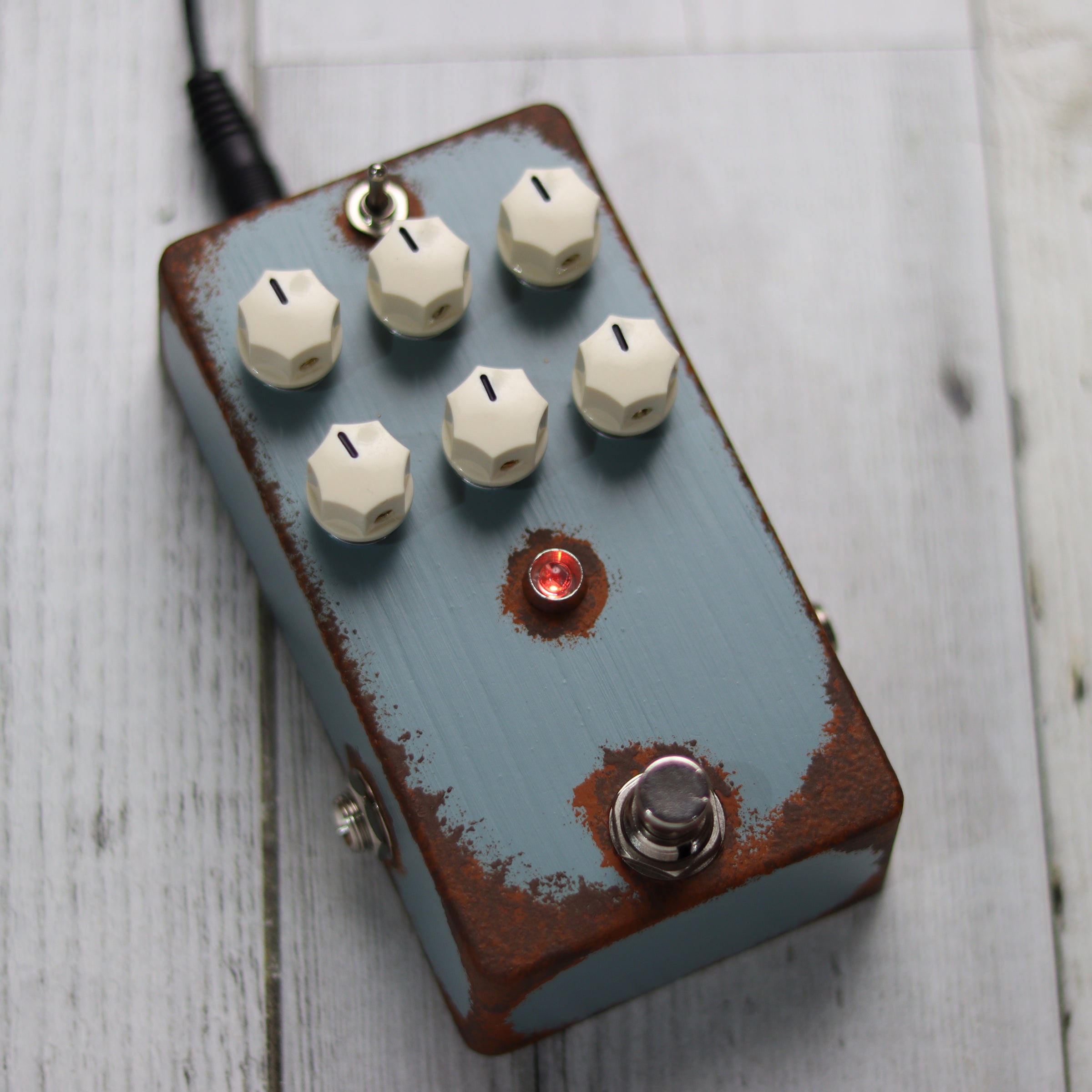 TSV C | Tommy's effects