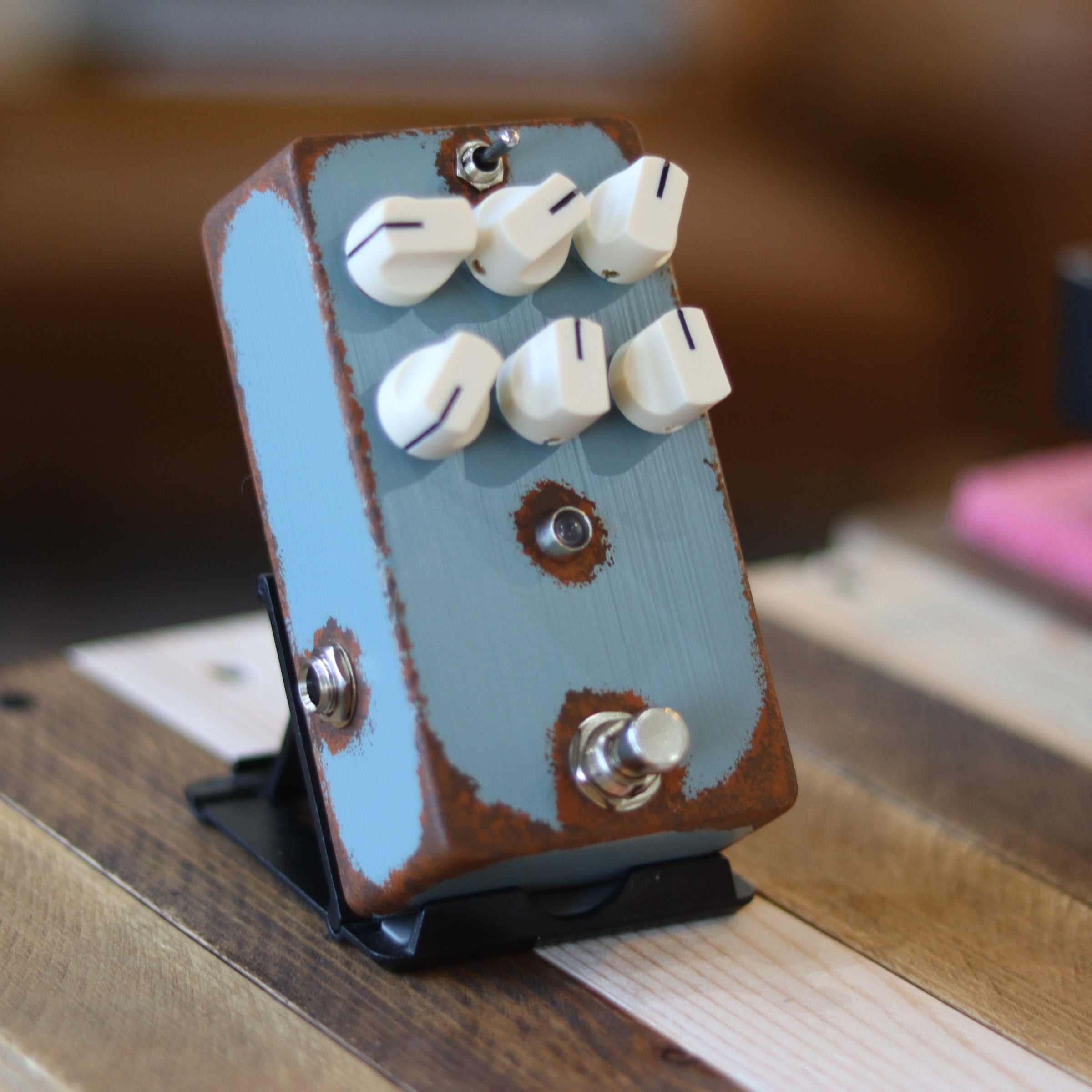 TSV C | Tommy's effects