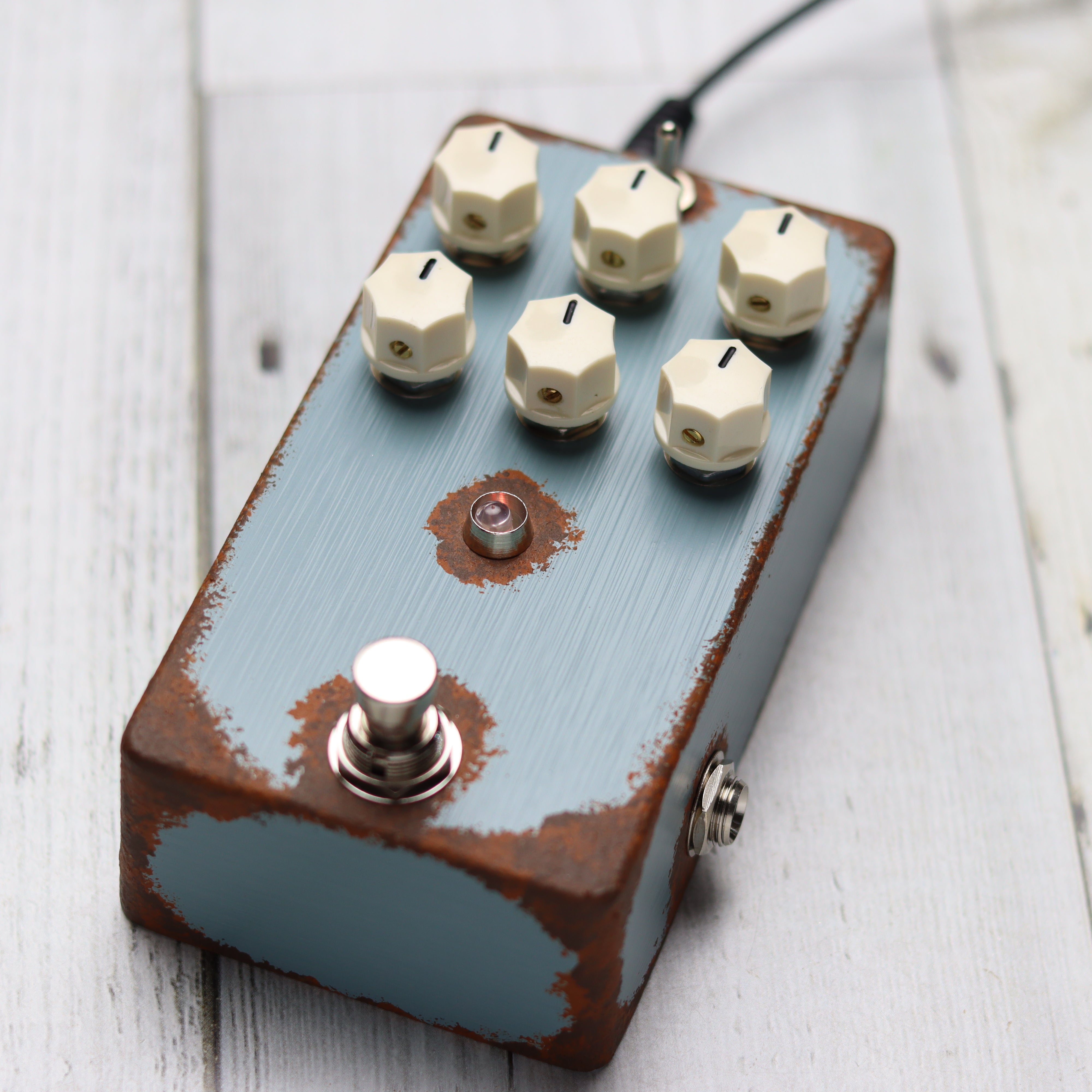 TSV C | Tommy's effects