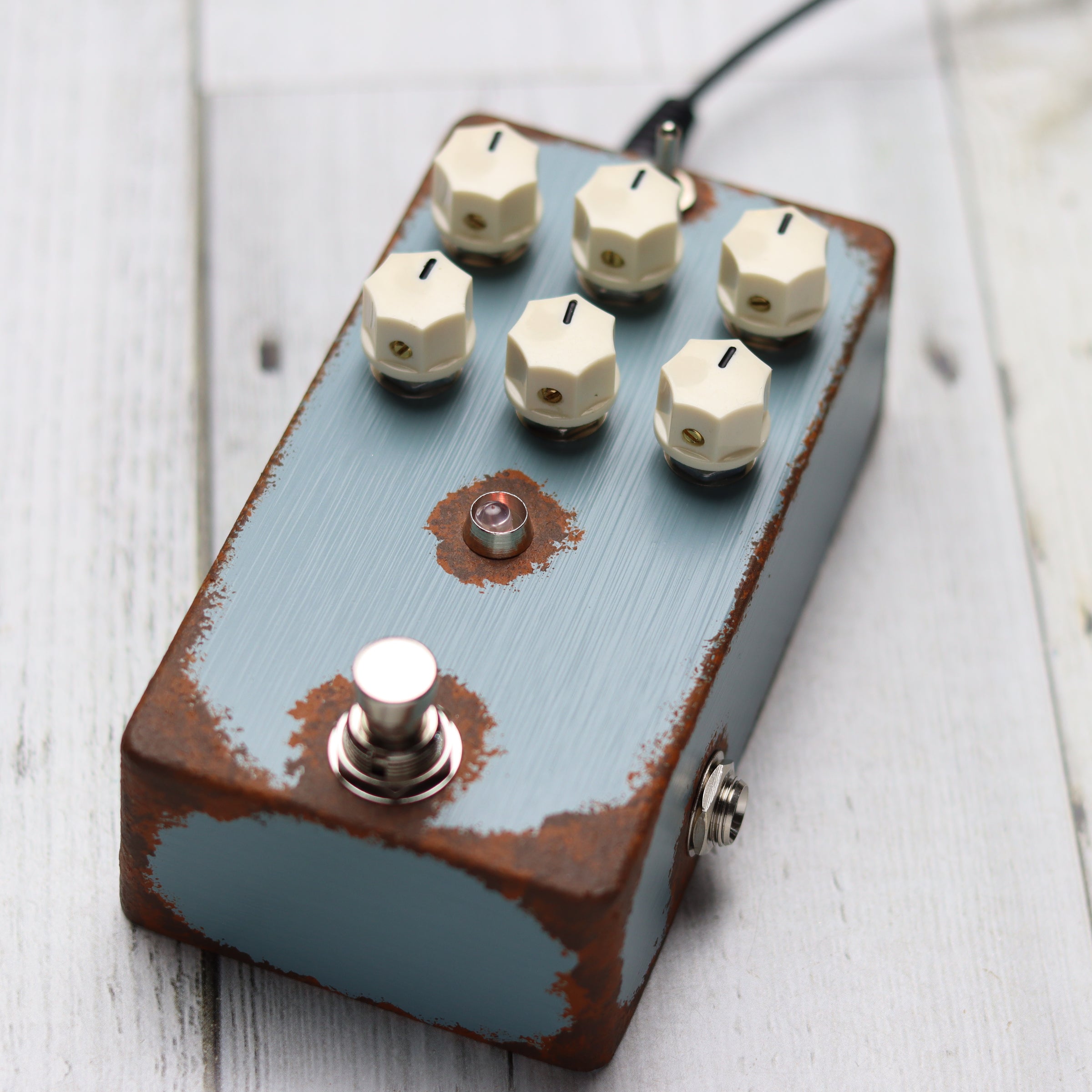 TSV C | Tommy's effects